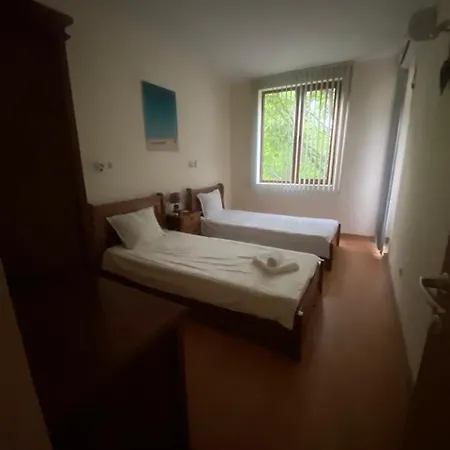 Lavish, Poolside 2 Bed At Garden Of Eden * Święty Włas