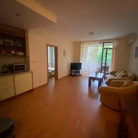 Apartament Lavish, Poolside 2 Bed At Garden Of Eden *